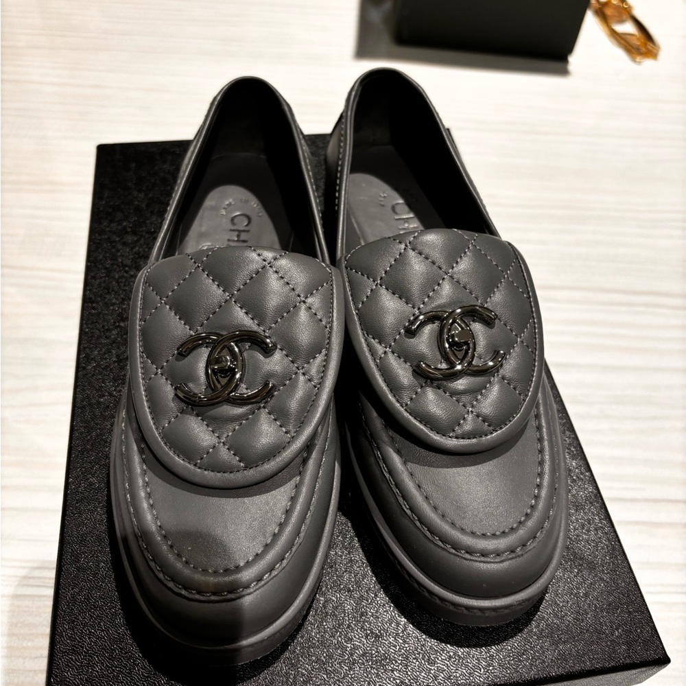 CHANEL Gray Quilted Women's Loafers